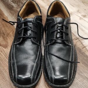 Men's Black Leather Dress Shoes